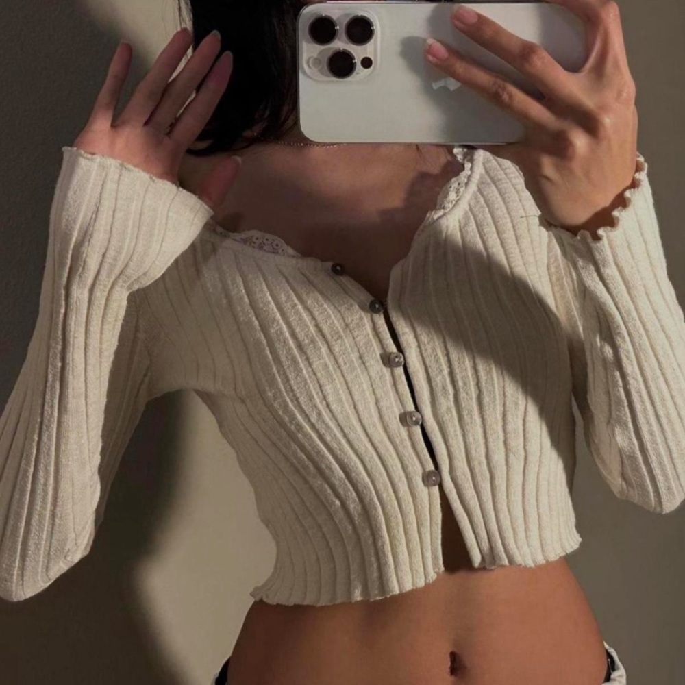 BP cropped long sleeve cardigan button up cream color
